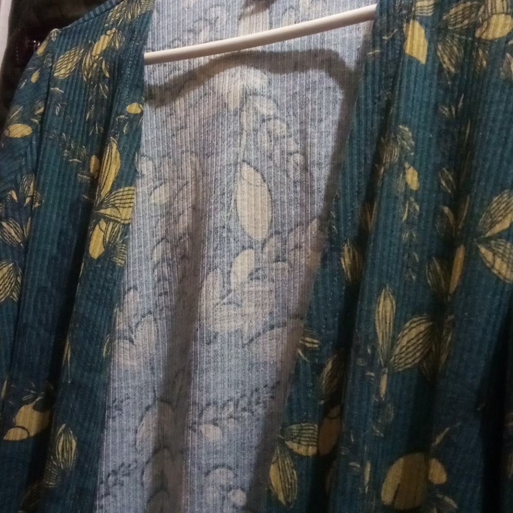 LuLaroe Sarah Medium. Great used condition